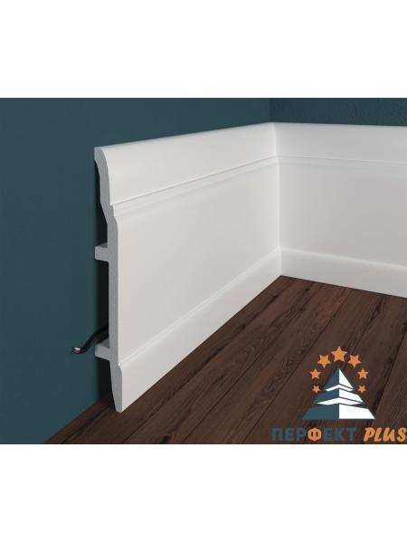 Плинтус напольный Perfect Plus P63